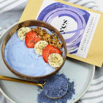 SUPERFOOD YOGURT WITH GRANOLA AND FRUITS