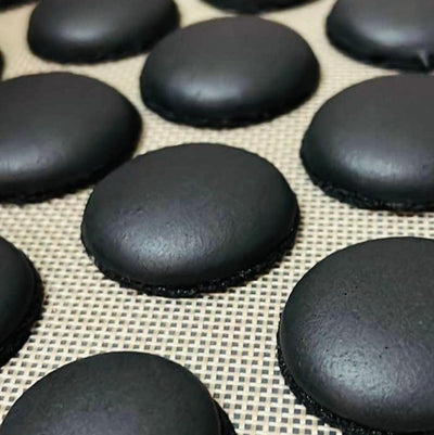 yessuperfood activated charcoal black macaron