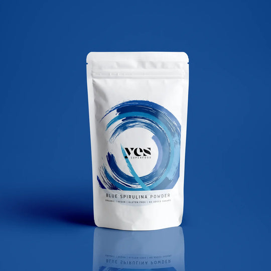 Blue spirulina powder in resealable pouch – perfect for smoothies and lattes